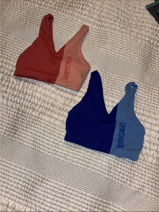 Gymshark Tops - Gymshark Colorblock V-Neck Sports Bras - Rust & Peach; Royal & Light Blue